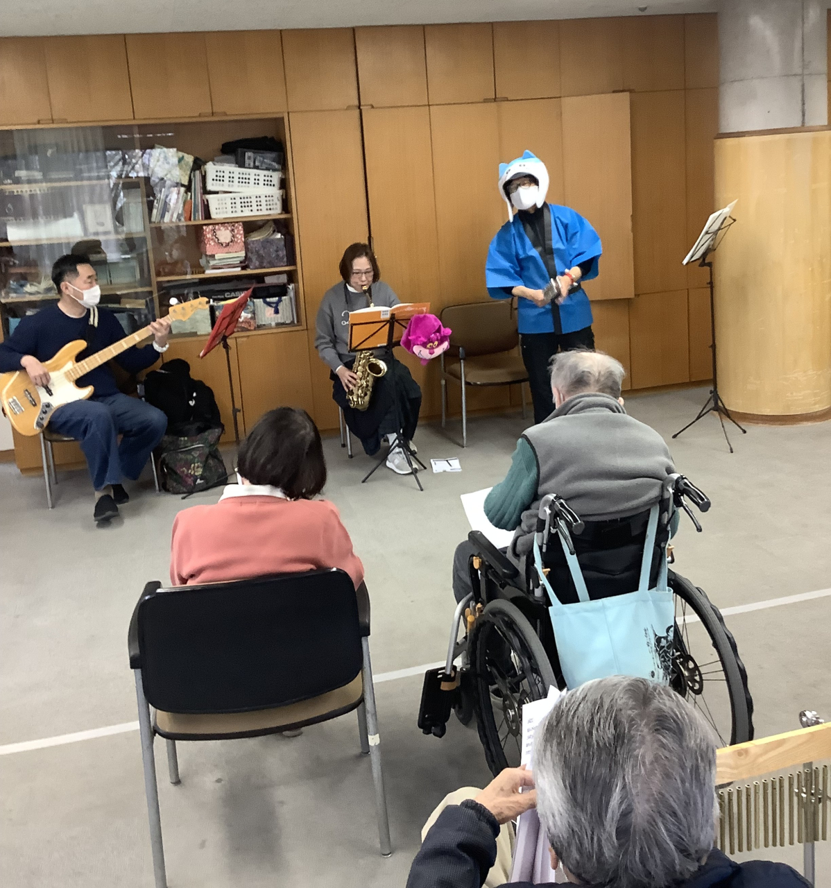 おとぼけ隊による音楽会開催