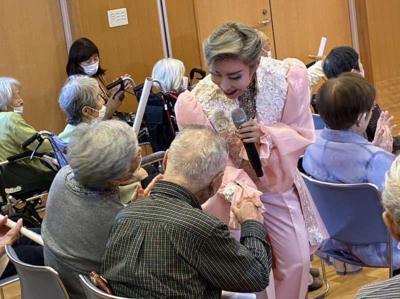 ☕第１回「en café（えんカフェ）」開催レポート　―呼華歌劇団の歌声サロン―